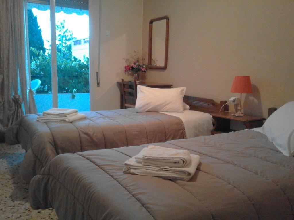 Captain'S Rooms Aegina ภายนอก รูปภาพ